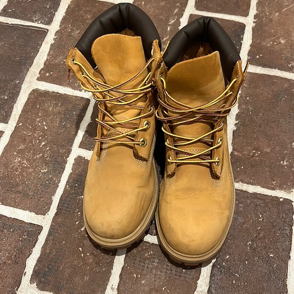 Timberland Boots - in Great Condition - Picture 1 of 3